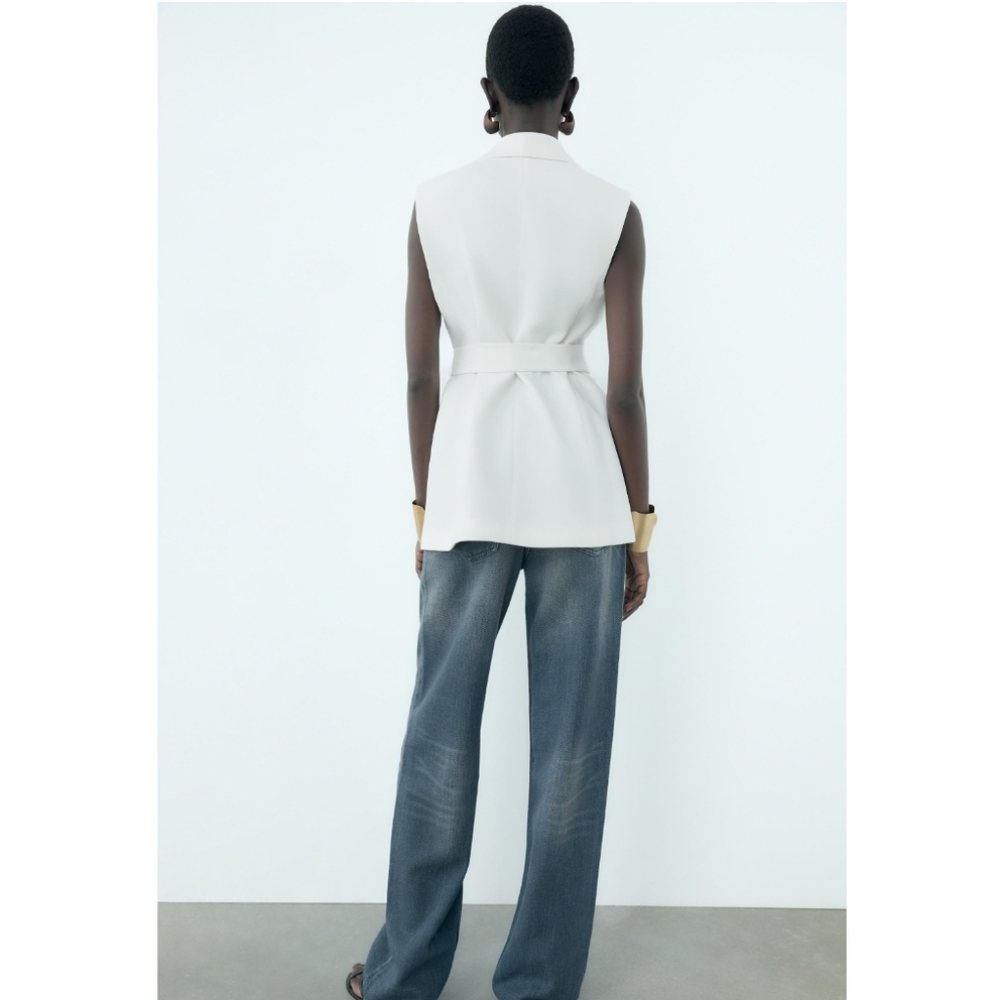 ❌️SOLD❌️TUXEDO COLLAR VEST ZW COLLECTION SIZE S - Picture 4 of 14